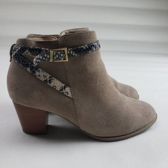 Vionic Upton Suede Ankle Boot Women 9.5 Wide Beige Side Zip Block Heeled Strappy - Picture 2 of 10
